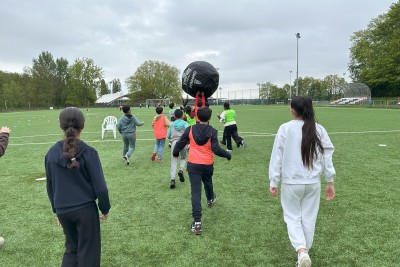 Stage de vacances langues à travers le sport